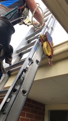 Lock Jaw Ladder Grip